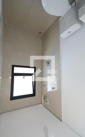 Casa de condomínio à venda com 350m², 4 quartos e 4 vagasBanheiro da Suíte 2