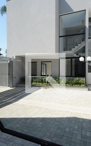 Casa de condomínio à venda com 350m², 4 quartos e 4 vagasVista da Sala