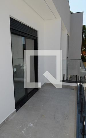 Casa de condomínio à venda com 350m², 4 quartos e 4 vagasVaranda da suíte 1