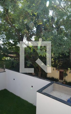 Casa de condomínio à venda com 350m², 4 quartos e 4 vagasVista da Varanda