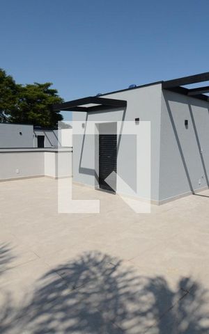 Casa de condomínio à venda com 350m², 4 quartos e 4 vagasTerraço