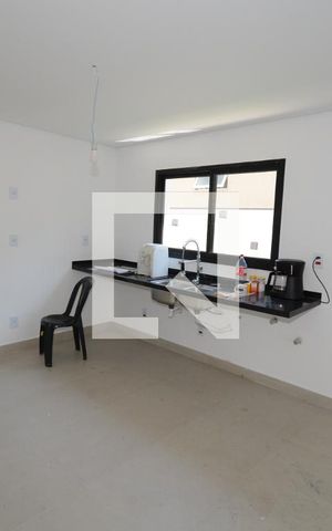 Casa de condomínio à venda com 350m², 4 quartos e 4 vagasCozinha