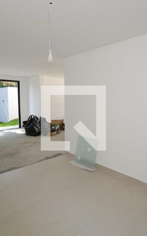 Casa de condomínio à venda com 350m², 4 quartos e 4 vagasCozinha