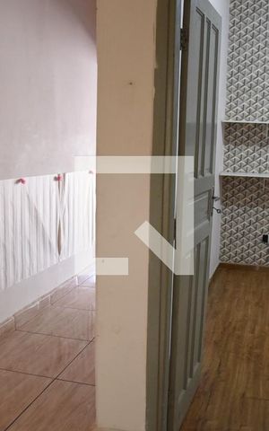 Casa para alugar com 120m², 2 quartos e 2 vagasCorredor