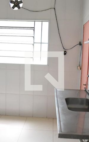 Casa para alugar com 120m², 2 quartos e 2 vagasCozinha