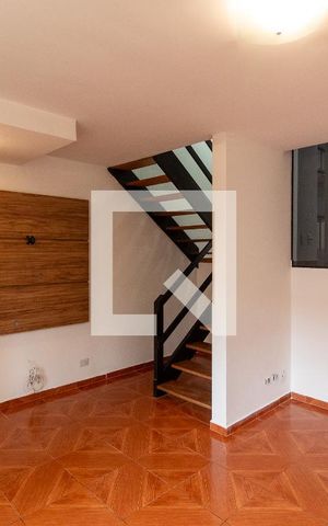 Casa de condomínio à venda com 128m², 3 quartos e 2 vagas Casa de condomínio à venda com 128m², 3 quartos e 2 vagasSala de Estar