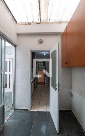 Casa de condomínio à venda com 128m², 3 quartos e 2 vagas Casa de condomínio à venda com 128m², 3 quartos e 2 vagasÁrea de Serviço