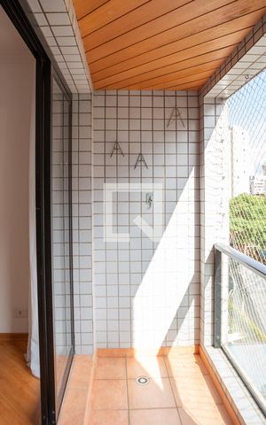 Apartamento à venda com 80m², 3 quartos e 1 vaga Apartamento à venda com 80m², 3 quartos e 1 vagaSacada