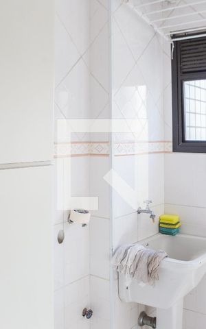 Apartamento à venda com 80m², 3 quartos e 1 vaga Apartamento à venda com 80m², 3 quartos e 1 vagaÁrea de Serviço