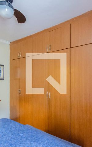 Casa à venda com 300m², 4 quartos e 3 vagas Casa à venda com 300m², 4 quartos e 3 vagasQuarto 3