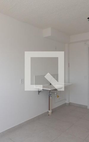Apartamento à venda com 35m², 2 quartos e sem vaga Apartamento à venda com 35m², 2 quartos e sem vagaSala