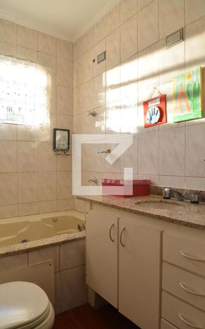 Casa à venda com 162m², 4 quartos e 2 vagasBanheiro da Suíte
