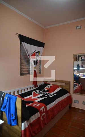 Casa à venda com 162m², 4 quartos e 2 vagasQuarto 3