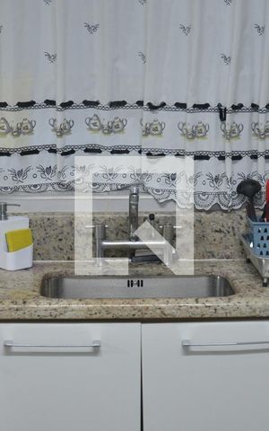 Casa à venda com 162m², 4 quartos e 2 vagasCozinha