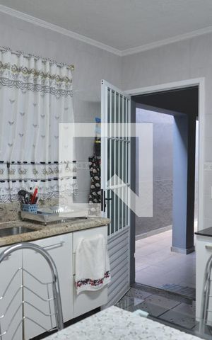 Casa à venda com 162m², 4 quartos e 2 vagasCozinha