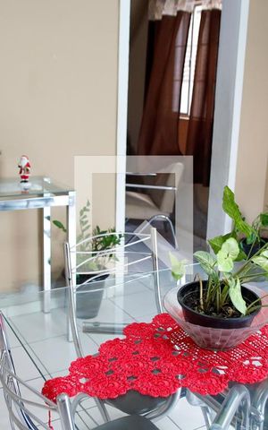 Casa à venda com 260m², 6 quartos e 2 vagas Casa à venda com 260m², 6 quartos e 2 vagasCozinha