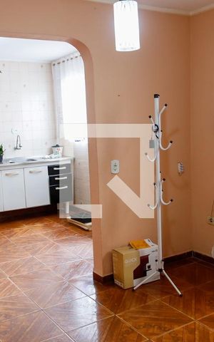 Casa à venda com 260m², 6 quartos e 2 vagas Casa à venda com 260m², 6 quartos e 2 vagasCozinha