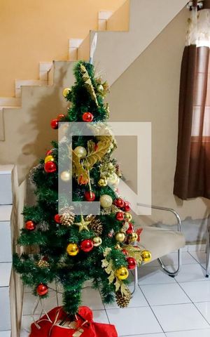 Casa à venda com 260m², 6 quartos e 2 vagas Casa à venda com 260m², 6 quartos e 2 vagassala
