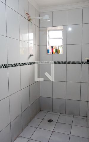 Casa à venda com 260m², 6 quartos e 2 vagas Casa à venda com 260m², 6 quartos e 2 vagasBanheiro 3
