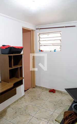Casa à venda com 260m², 6 quartos e 2 vagas Casa à venda com 260m², 6 quartos e 2 vagasQuarto 3