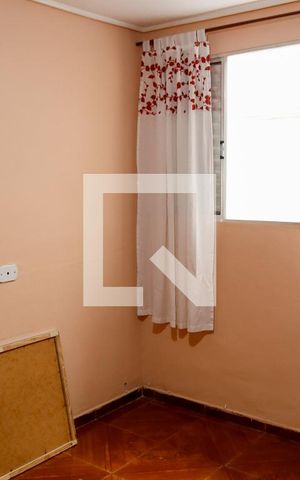 Casa à venda com 260m², 6 quartos e 2 vagas Casa à venda com 260m², 6 quartos e 2 vagasQuarto 2