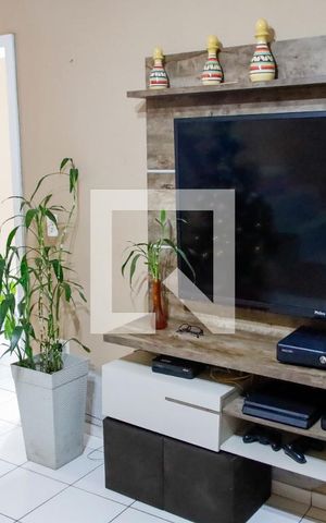 Casa à venda com 260m², 6 quartos e 2 vagas Casa à venda com 260m², 6 quartos e 2 vagassala