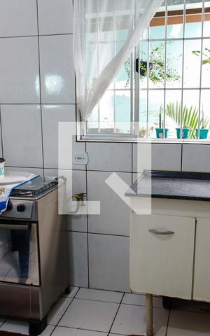 Casa à venda com 260m², 6 quartos e 2 vagas Casa à venda com 260m², 6 quartos e 2 vagasCozinha