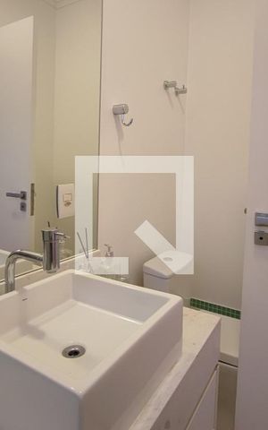 Casa de condomínio à venda com 540m², 3 quartos e 3 vagas Casa de condomínio à venda com 540m², 3 quartos e 3 vagasBanheiro Suíte 3