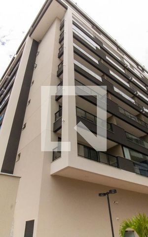 Studio à venda com 39m², 1 quarto e 1 vaga Studio à venda com 39m², 1 quarto e 1 vagaFachada
