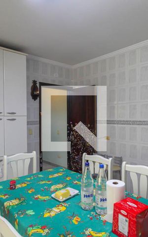 Casa à venda com 122m², 3 quartos e 2 vagas Casa à venda com 122m², 3 quartos e 2 vagasCozinha