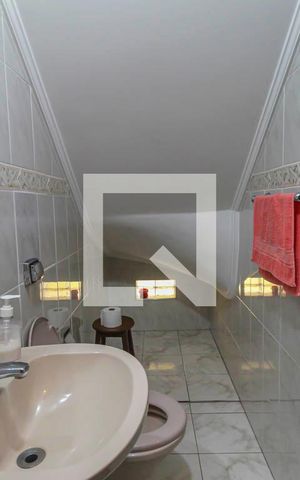 Casa à venda com 122m², 3 quartos e 2 vagas Casa à venda com 122m², 3 quartos e 2 vagasLavabo
