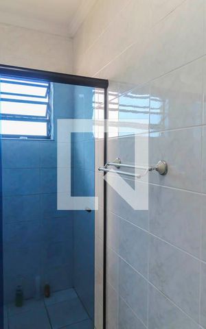 Casa à venda com 122m², 3 quartos e 2 vagas Casa à venda com 122m², 3 quartos e 2 vagasBanheiro