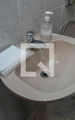 Casa à venda com 122m², 3 quartos e 2 vagas Casa à venda com 122m², 3 quartos e 2 vagasLavabo