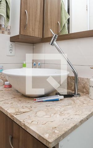 Apartamento à venda com 63m², 3 quartos e 1 vaga Apartamento à venda com 63m², 3 quartos e 1 vagaBanheiro Suite