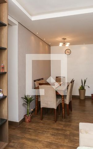 Apartamento à venda com 63m², 3 quartos e 1 vaga Apartamento à venda com 63m², 3 quartos e 1 vagaSala