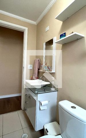 Apartamento à venda com 55m², 2 quartos e 1 vaga Apartamento à venda com 55m², 2 quartos e 1 vagaBanheiro