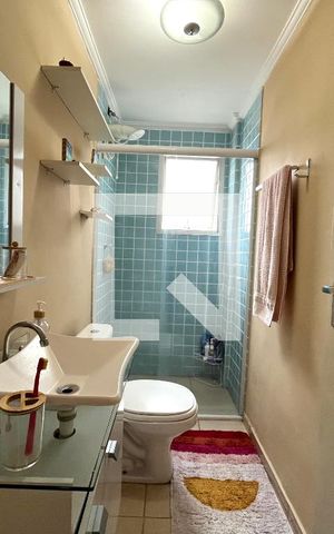 Apartamento à venda com 55m², 2 quartos e 1 vaga Apartamento à venda com 55m², 2 quartos e 1 vagaBanheiro