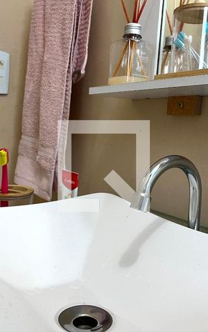 Apartamento à venda com 55m², 2 quartos e 1 vaga Apartamento à venda com 55m², 2 quartos e 1 vagaBanheiro