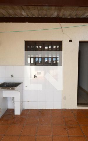 Casa de condomínio para alugar com 126m², 2 quartos e 1 vagaÁrea de Serviço