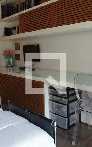 Apartamento à venda com 300m², 6 quartos e 4 vagasQuarto