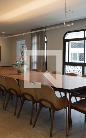 Apartamento à venda com 300m², 6 quartos e 4 vagasSala de Jantar