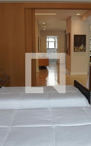 Apartamento à venda com 300m², 6 quartos e 4 vagasQuarto