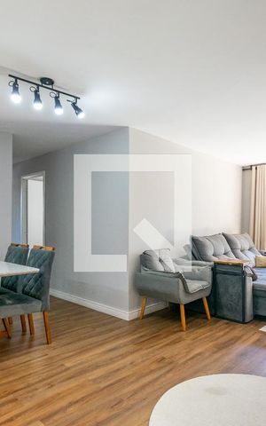 Apartamento à venda com 90m², 2 quartos e 1 vaga Apartamento à venda com 90m², 2 quartos e 1 vagaSala