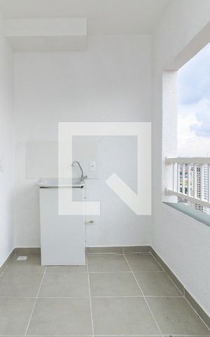 Apartamento à venda com 36m², 2 quartos e sem vaga Apartamento à venda com 36m², 2 quartos e sem vagaSala - Varanda
