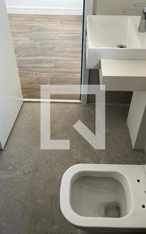 Apartamento à venda com 78m², 2 quartos e 1 vaga Apartamento à venda com 78m², 2 quartos e 1 vagaBanheiro da Suíte 2
