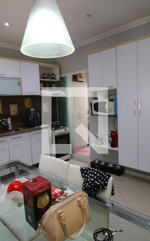 Casa à venda com 230m², 4 quartos e 2 vagasCozinha 2