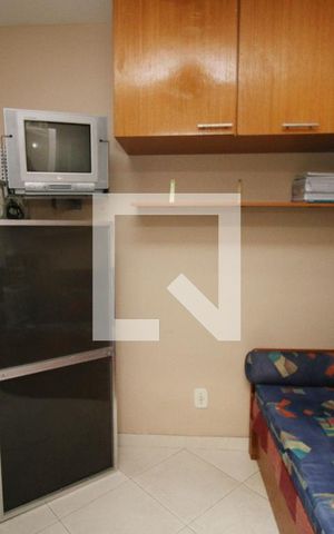 Casa à venda com 230m², 4 quartos e 2 vagasQuarto de Hóspede