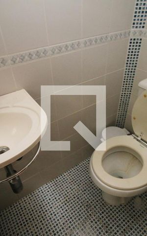 Casa à venda com 230m², 4 quartos e 2 vagasBanheiro de Hóspede