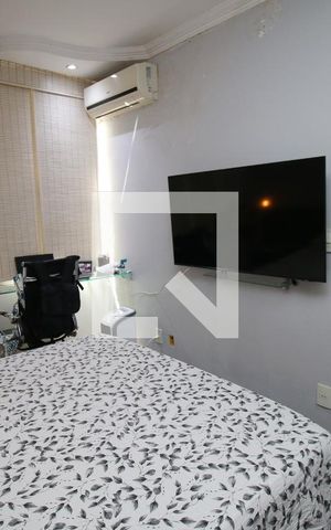 Casa à venda com 230m², 4 quartos e 2 vagasQuarto 2 Suíte