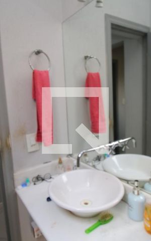 Casa à venda com 230m², 4 quartos e 2 vagasLavabo 1